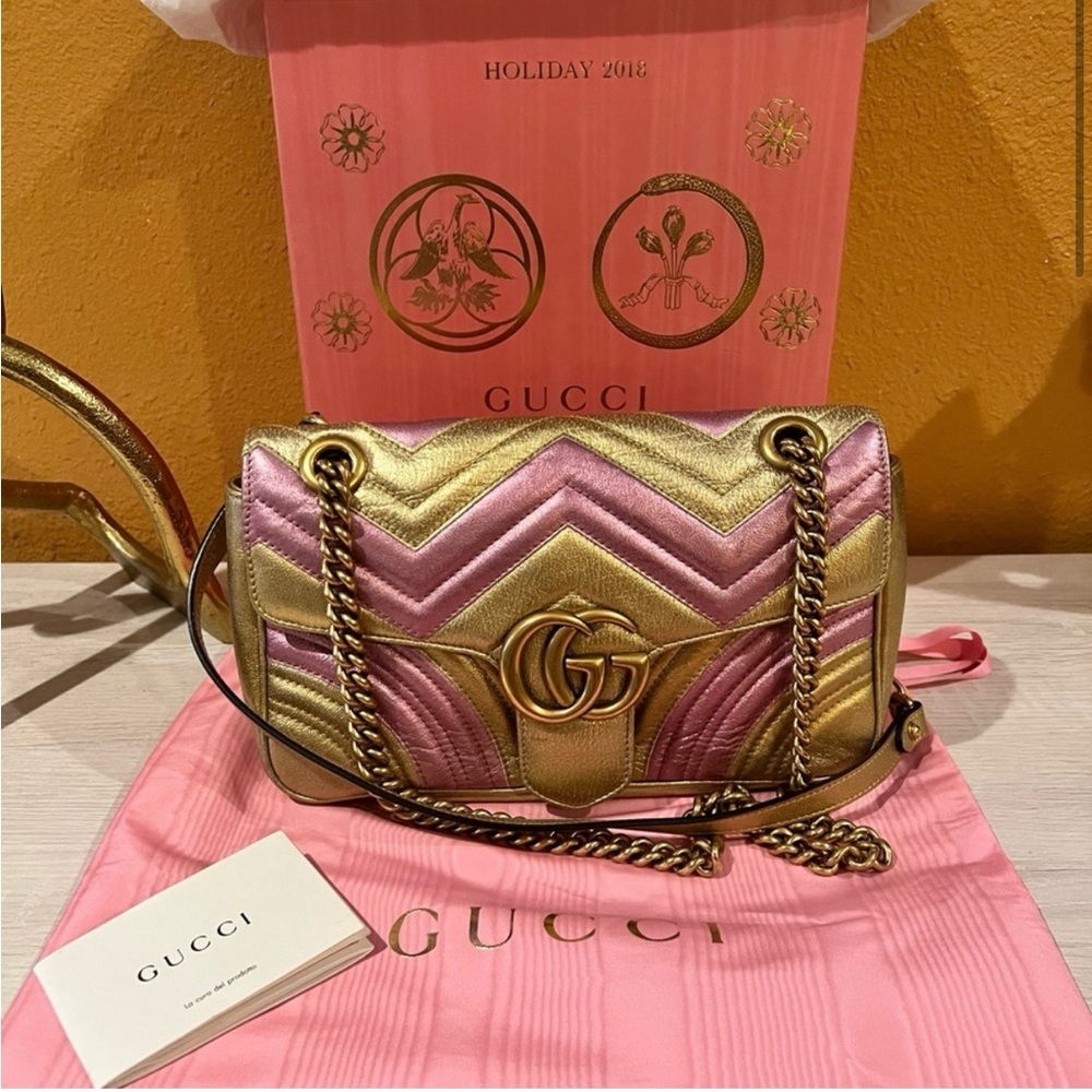 Gucci Pink and Gold Chevron Quilted Shoulder Bag - Picture 2 of 16